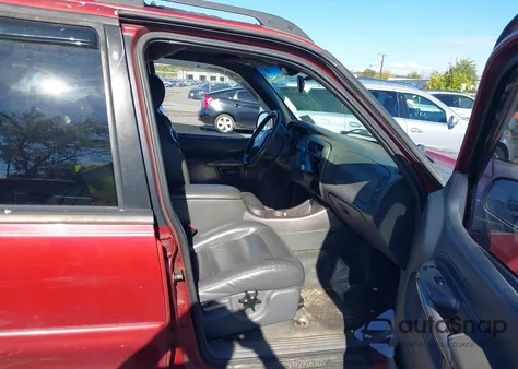 2001 Ford Explorer Sport Trac из США, поврежденный, VIN 1FMZU77EX1UA42610